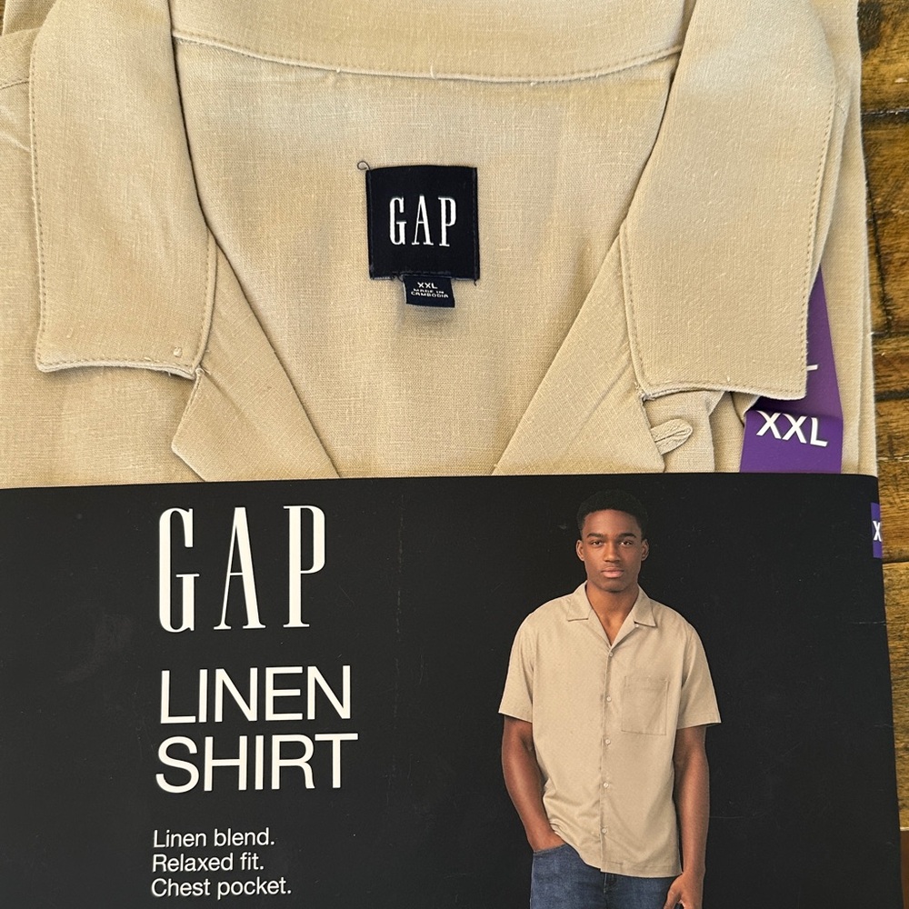 NWT gap button up linen shirt